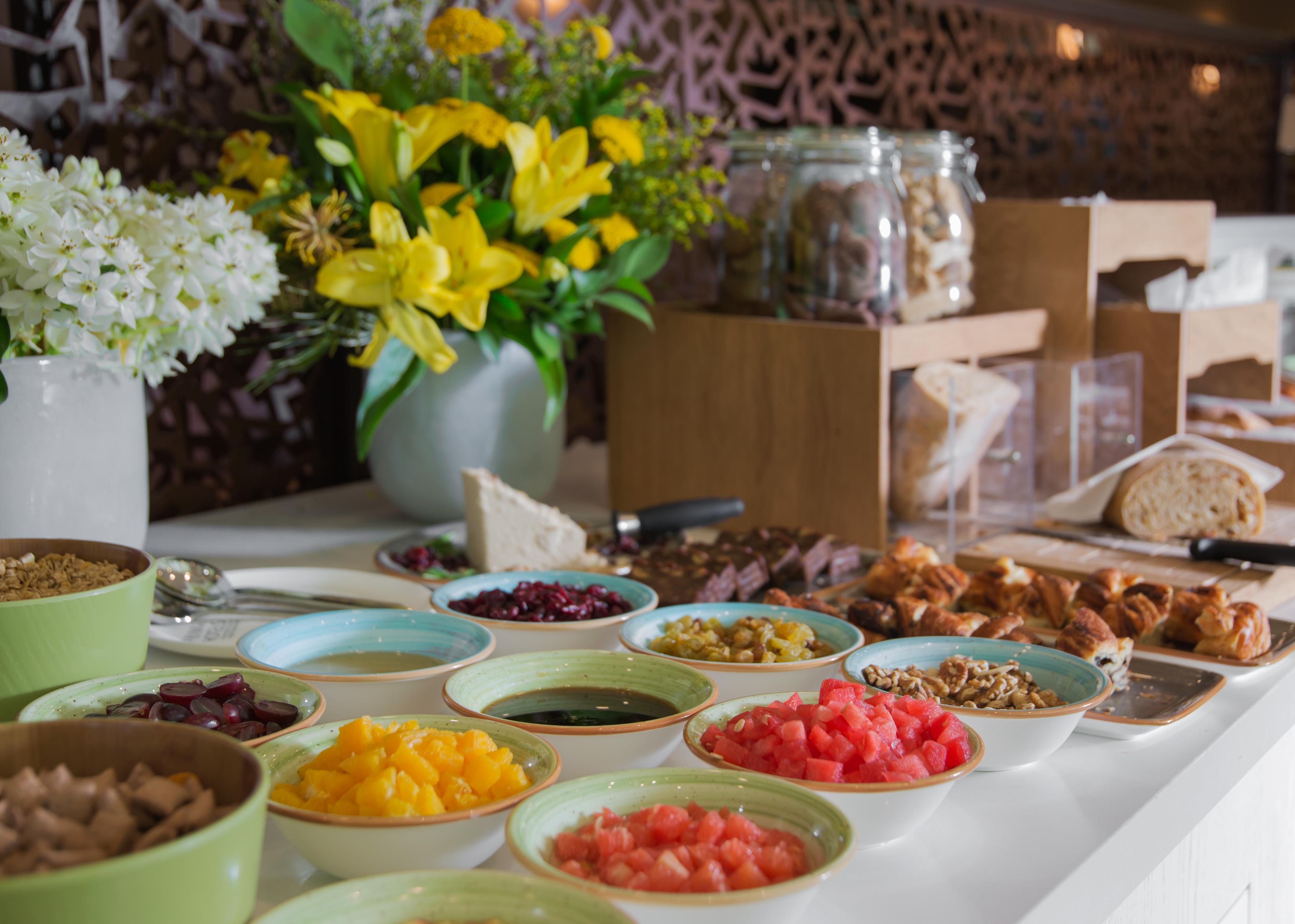 Prima Millennium Hotel Ra'anana Buitenkant foto